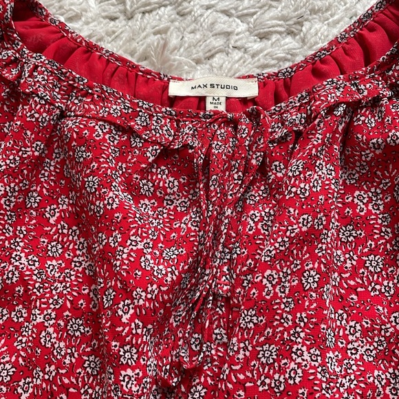 Floral Cold Shoulder Peasant Blouse, size M - Picture 5 of 8